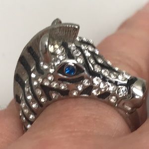 Guess Crystal Zebra ring size 8